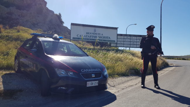 “Favori” a imprenditore edile per far assumere i propri cari – i DETTAGLI dell’operazione Phimes