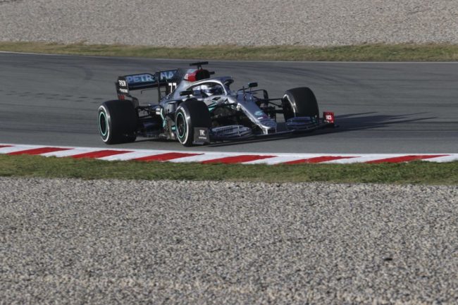 Bottas il piu' veloce dei primi test, la Ferrari pensa allo sviluppo