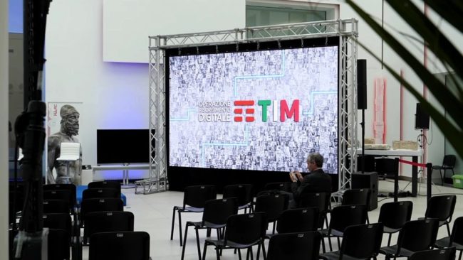 Tim, la scuola digitale approda in Calabria