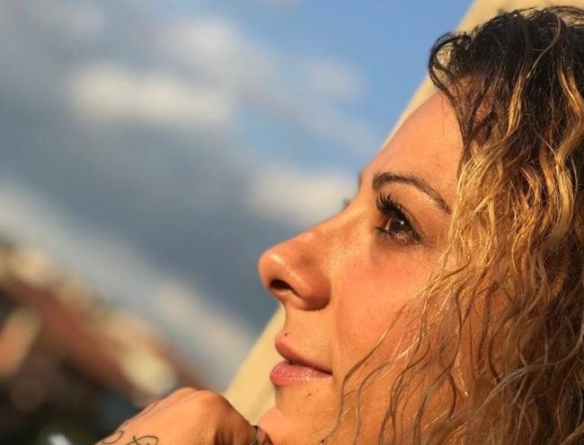 Catania, nonna a soli 32 anni. La storia di Ketty: “Può sembrare strano, ma la famiglia è meravigliosa”