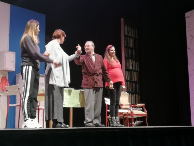 “Generazioni a confronto” per raccontare il dramma della quotidianità familiare
