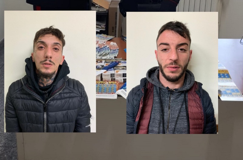 Rompono la saracinesca, entrano in tabaccheria e portano via sigarette e “Gratta e vinci”: in manette due catanesi