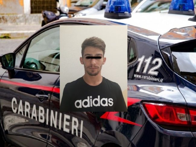 Tentato duplice omicidio, dopo una lite tra giovani spara per futili motivi: arrestato 26enne – VIDEO