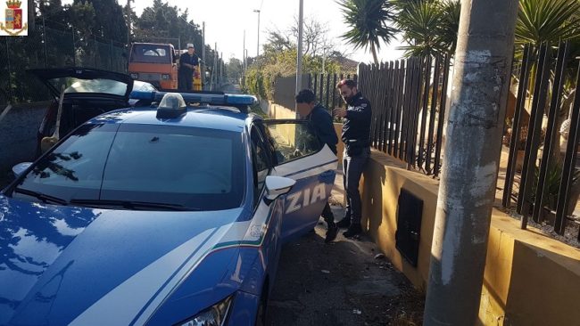 Controlli a tappetto nei rioni di Catania, da Librino a San Giorgio: due arresti e otto indagati