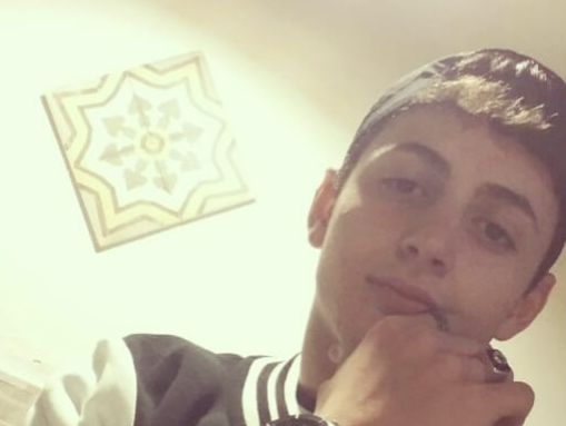 Malore fatale in classe, morto il 19enne Osvaldo Kenga, il cordoglio degli amici: “Eri felice, tranquillo e libero” Malore fatale in classe, morto il 19enne Osvaldo Kenga, il cordoglio degli amici: “Eri felice, tranquillo e libero”