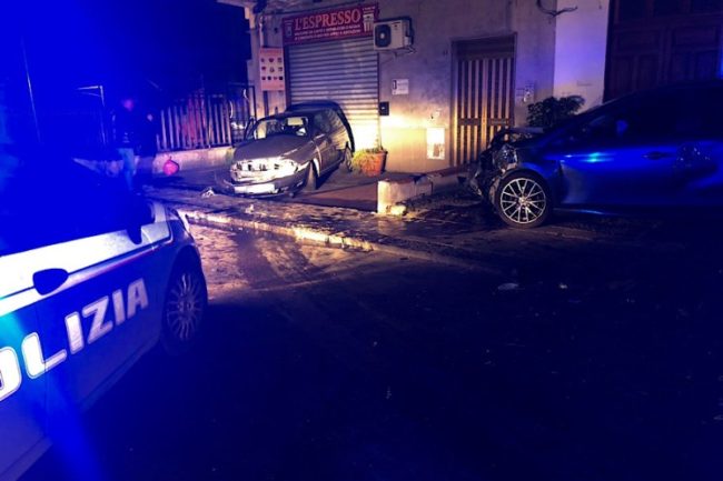 Violento impatto tra Lancia Y e Fiat Bravo nel Catanese: 3 feriti