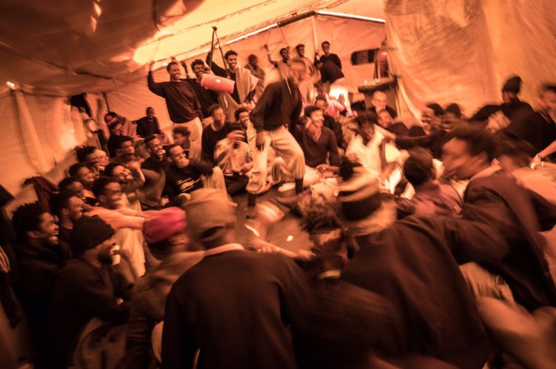 Sea Watch 3 diretta a Messina, altre due imbarcazioni in difficoltà al largo delle coste libiche Sea Watch 3 diretta a Messina, altre due imbarcazioni in difficoltà al largo delle coste libiche