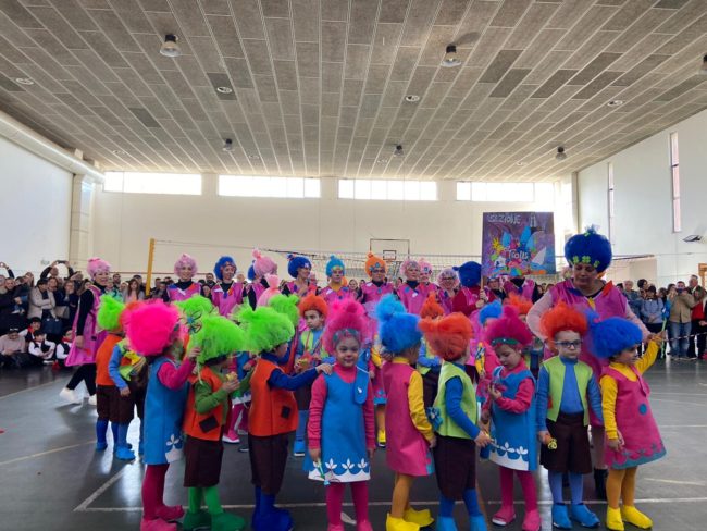 I.C. “Padre Santo Di Guardo-Quasimodo”, è tempo di Carneval Dance: una scuola in festa per carnevale