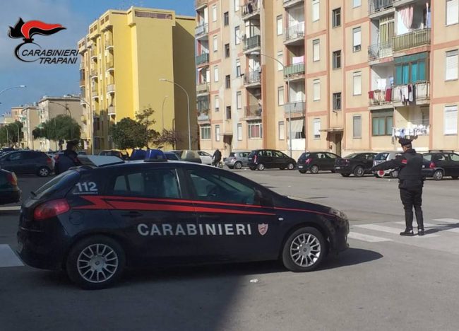 Sicurezza stradale, maxi controllo dei carabinieri: elevate multe per 60mila euro