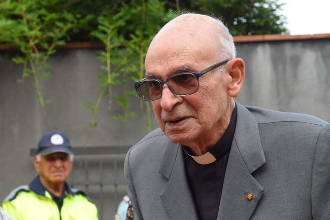 Aci Catena in lutto per la morte del canonico Salvatore Pappalardo: “Perdiamo un amico”