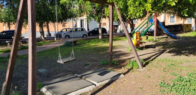 Catania, degrado e incuria in piazza Santa Maria Ausiliatrice a Cibali. Zingale: “Una vera e propria giungla”