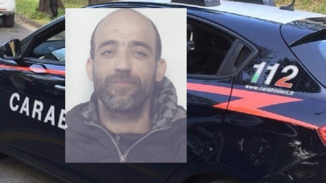 “Tradito” dalla paura di due clienti, spacciatore di San Cristoforo finisce ai domiciliari: assuntori segnalati