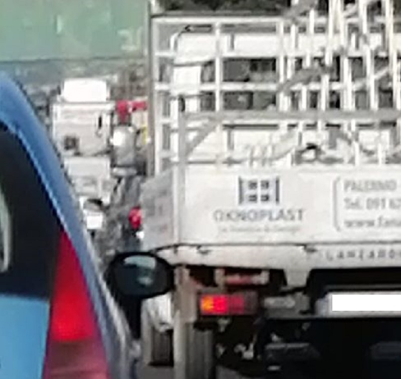 Incidente lungo la A19 Palermo-Catania tra Bagheria e Villabate: traffico bloccato e code di 3 chilometri
