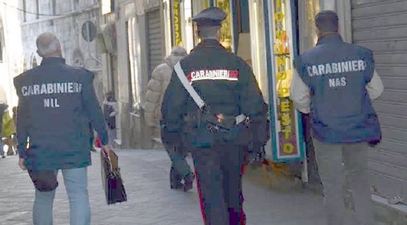 Irregolarità in una ditta di servizio catering e in una di giocattoli: sanzioni per 15mila euro