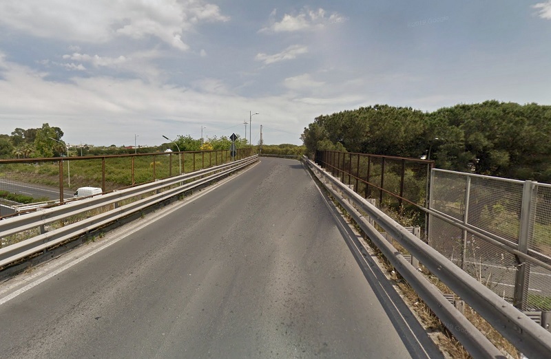 A18, cadono calcinacci dal ponte di Santa Maria La Stella: probabile chiusura dell’autostrada
