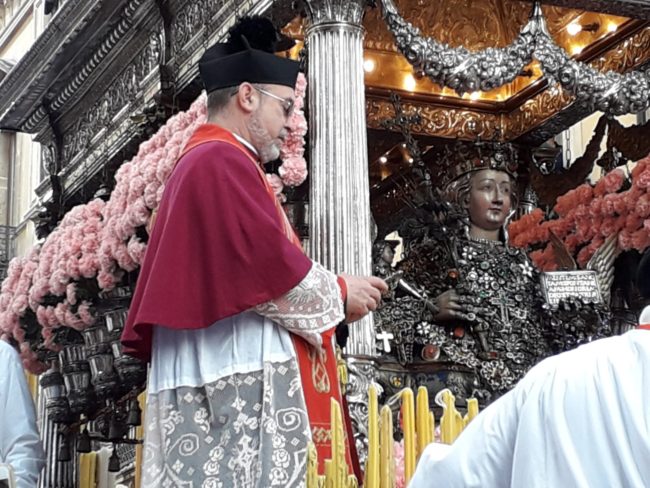 Salita dei Cappuccini di “corsa” per Sant’Agata, monsignor Gristina: “Non siamo mai soli o abbandonati” – FOTO