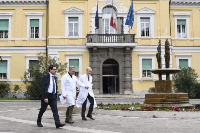 Allo Spallanzani 11 positivi al Coronavirus, 2 hanno la polmonite