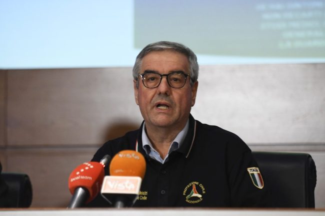 Emergenza Coronavirus, Borrelli: “Autocertificazione anche quando ci si muove a piedi”