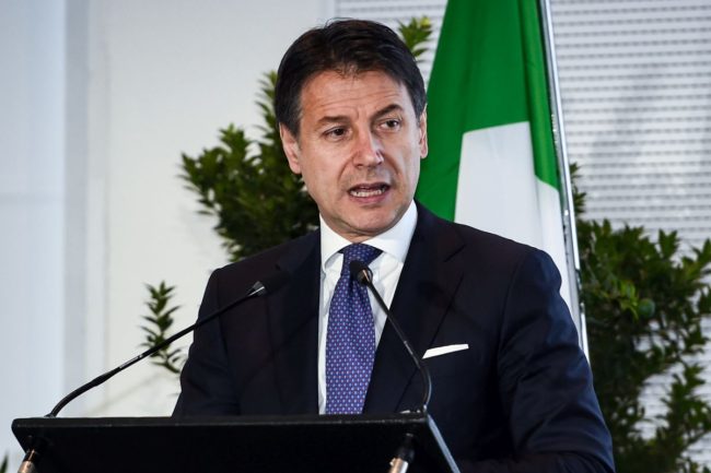 Conte “Italia zona protetta, Si ferma anche il campionato di calcio”