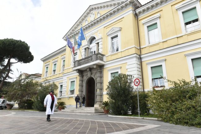 Allo Spallanzani 99 ricoverati per Coronavirus, 15 sono piu' gravi