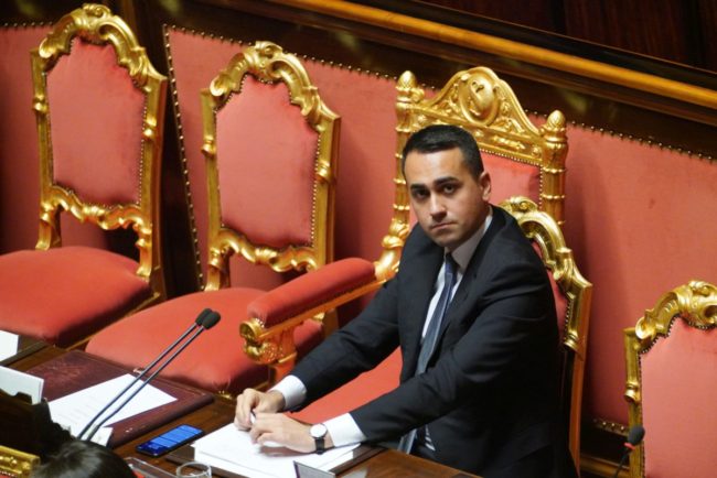 Di Maio “Norme piu' stringenti se continua l'irresponsabilita'”