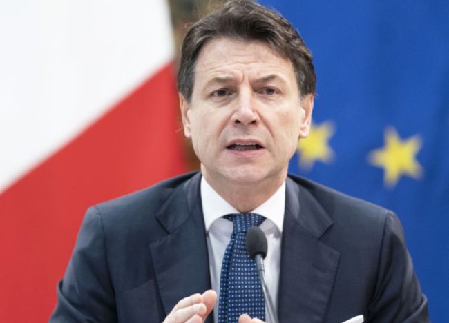 Coronavirus, Conte “Chiudiamo le attivita' produttive non essenziali”