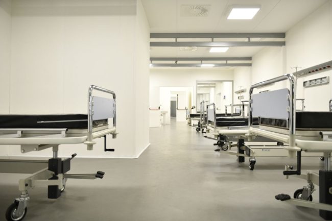 Tenta per due volte il suicidio, 36enne ai domiciliari salvata in extremis dalle forze dell’ordine