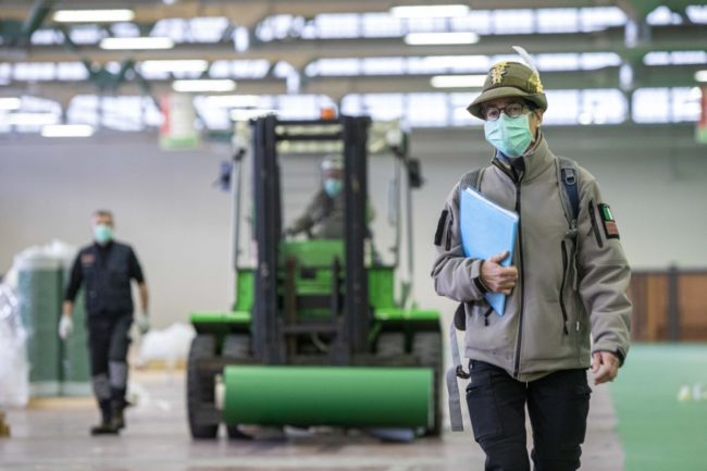 Coronavirus, da Intesa Sanpaolo 350mila euro per ospedale alpini Bergamo