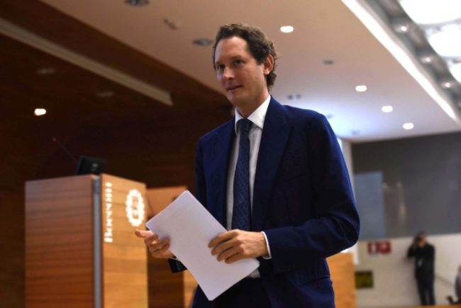Coronavirus, Elkann e il Cda di Fca rinunciano al compenso del 2020