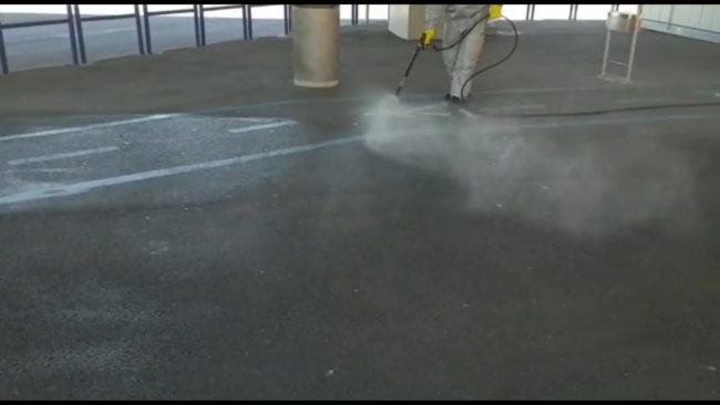 Coronavirus, sanificazione all’aeroporto di Fiumicino