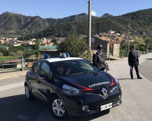 Lesioni e minacce, il blitz dei carabinieri: un 52enne finisce in manette