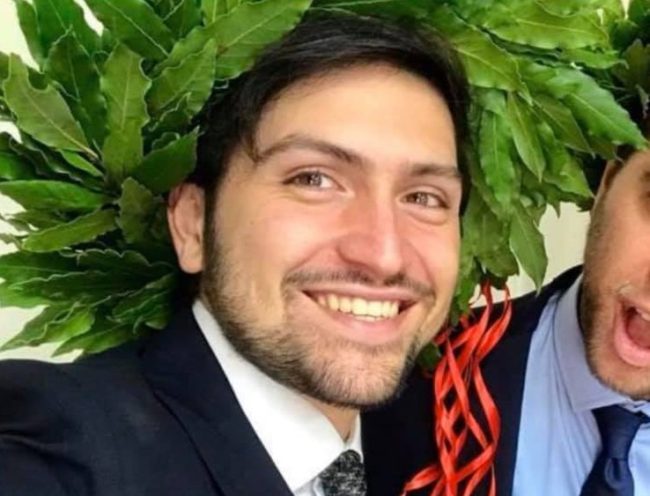Chef morto in incidente stradale: in ricordo di Carlo Costanza i genitori donano un defibrillatore alla città di Agrigento