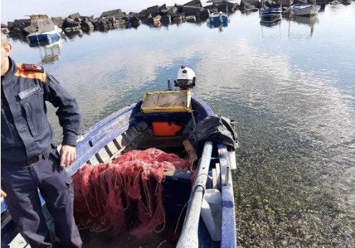 Lotta alla pesca illegale: multe e sequestri nel Catanese