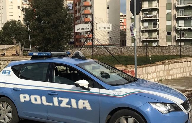 Agli arresti domiciliari si assenta e compie un furto: in carcere 24enne