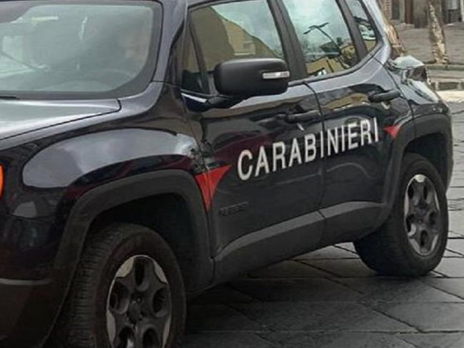Rispetto norme Coronavirus, controlli dei carabinieri di Catania: denunciata insegnante di ballo