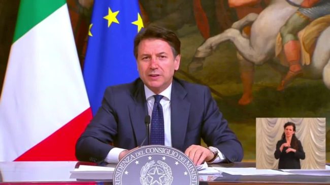Coronavirus, il Governo vara un nuovo decreto
