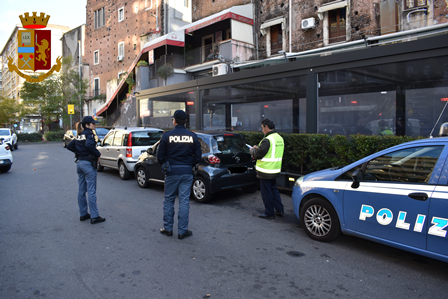 Blitz a Catania contro i parcheggiatori abusivi: scoperta “complicità” di alcuni automobilisti – FOTO