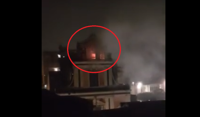 Scena drammatica nel Catanese, fulmine colpisce campanile della chiesa di San Vito a Mascalucia – VIDEO