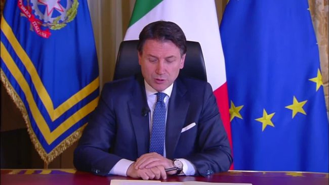 Conte “In Italia aperti solo servizi essenziali”
