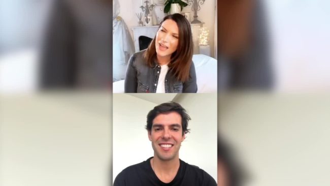 Laura Pausini e Kakà cantano insieme l’inno del Milan
