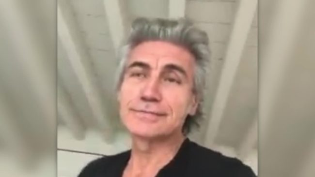 Ligabue compie 60 “Un brindisi virtuale con tutti voi”