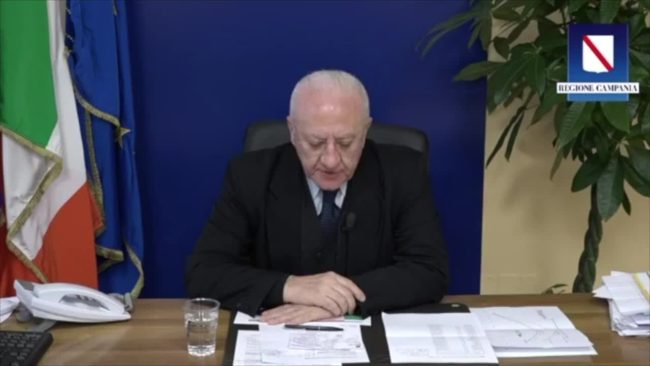 De Luca ‘Medici campani non dovranno decidere chi salvare’