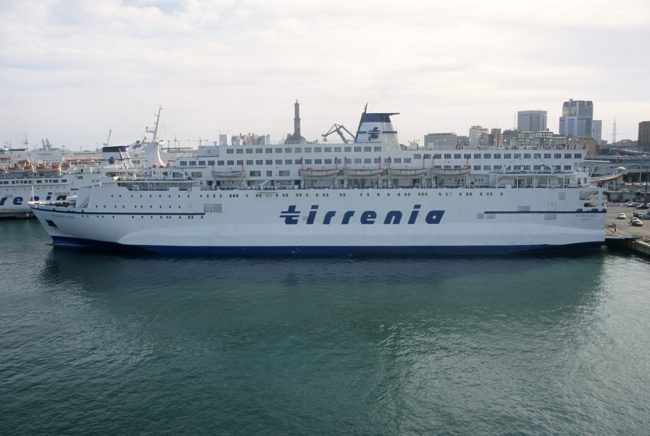 Tirrenia: trovato l'accordo, si sbloccano le tratte passeggeri e merci