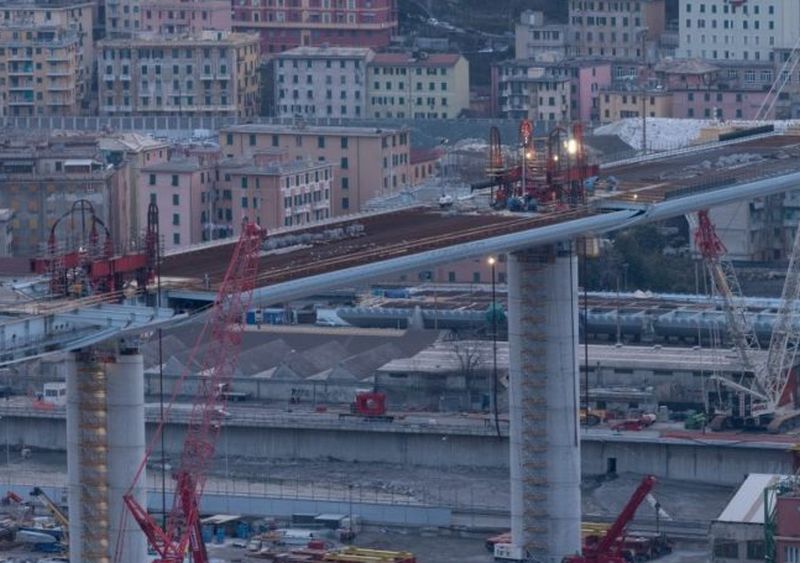 Doppio varo, Ponte Genova raggiunge lunghezza di oltre 900 metri