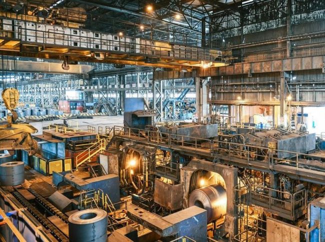 Confindustria, l'appello del Nord “Aziende riaprano presto in sicurezza”