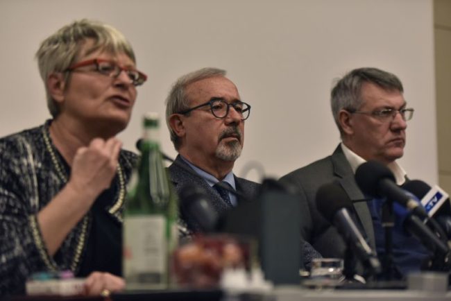 Per Cgil, Cisl e Uil per riapertura priorita' siano sicurezza e salute
