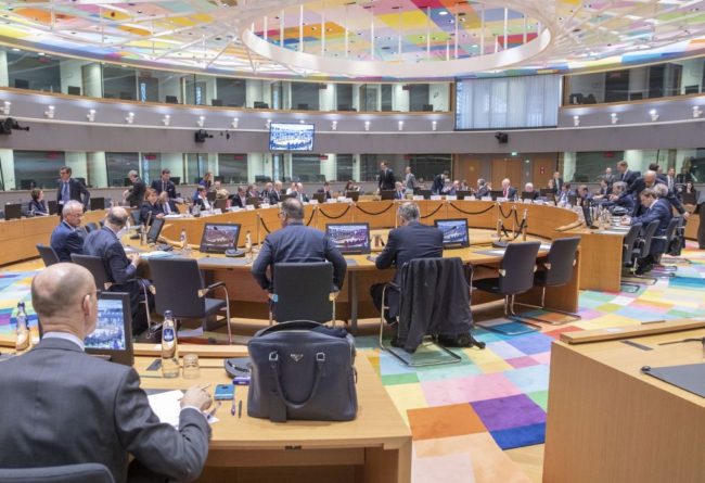 Eurogruppo trova l'accordo sul documento economico