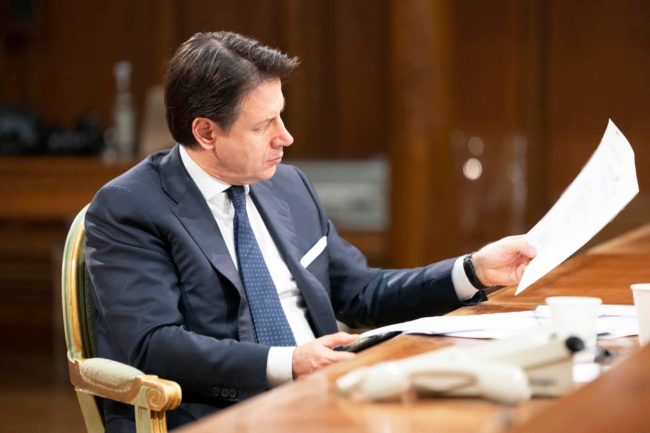Coronavirus, Conte “da Regioni adesione a linee guida per ripresa 4/5”