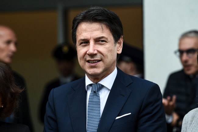 Coronavirus, Conte “Allenamenti individuali dal 4/5, a squadre dal 18”