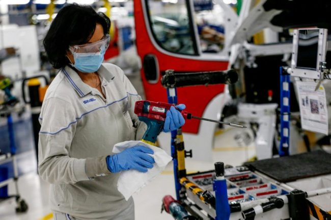 Coronavirus, Fca riavvia la produzione alla Sevel di Atessa